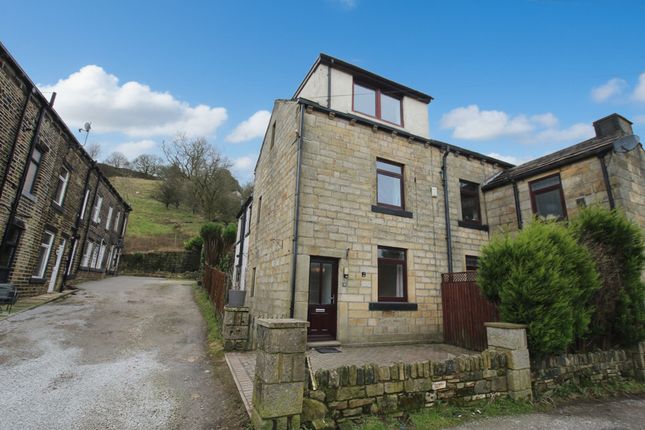 3-bed house on 4 Peel Cottage Road, Todmorden, £280,000