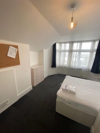 Bedroom 4.Jpg