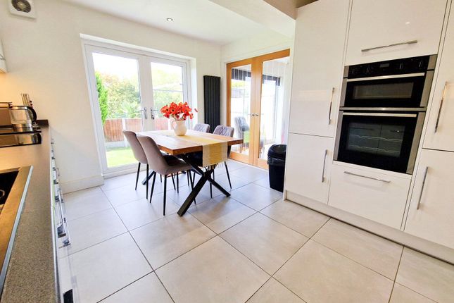 25, Willows Road, Telford photo 4