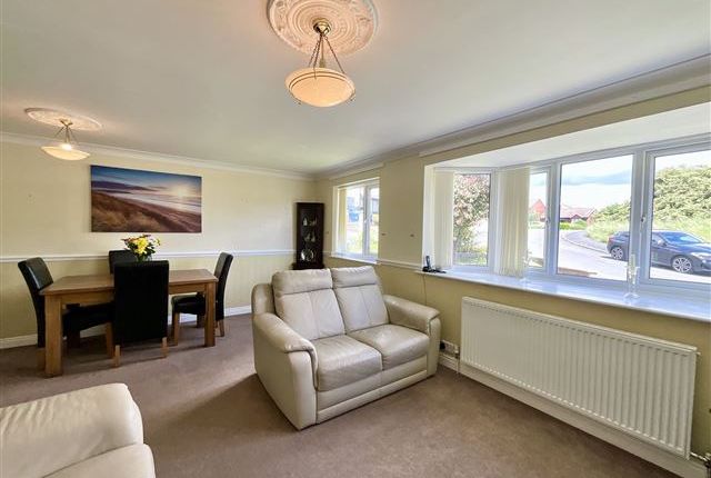 3, Parsley Hay Gardens, Sheffield photo 3