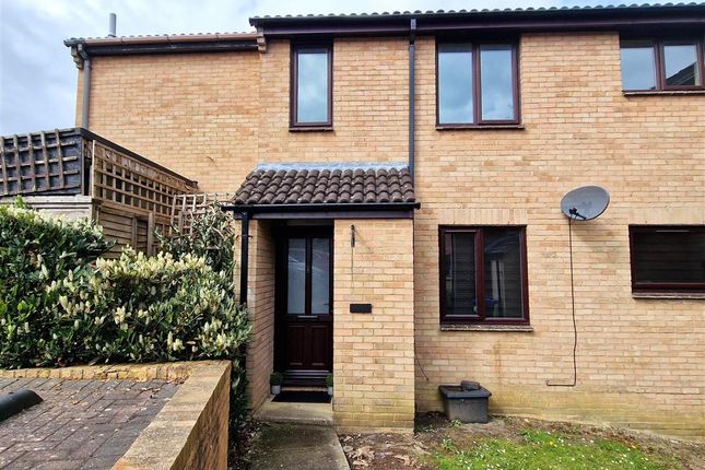 Flat for sale in Highgrove Close, Calne