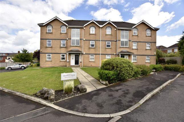 Thumbnail Flat for sale in Hilltop Drive, Royton, Oldham, Greater Manchester