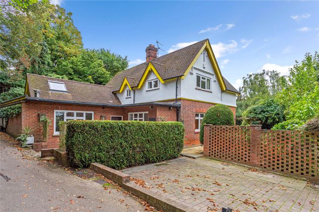 Thumbnail Detached house for sale in Penketh Drive, Harrow On The Hill, Middlesex