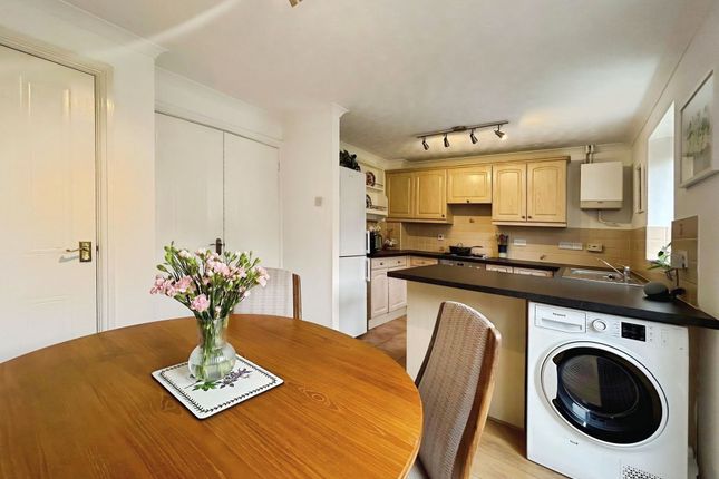 34 Banc Gelli Las, Bridgend photo 3