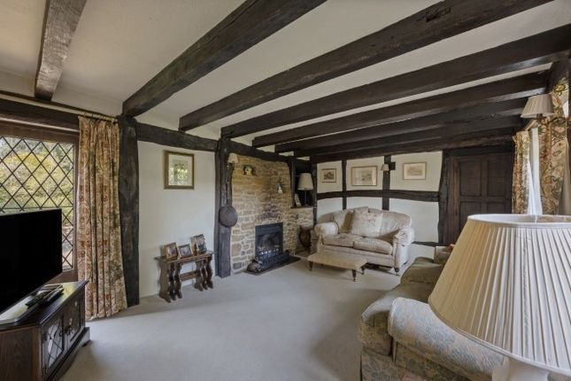 Jack of Clubs Cottage, Eastern Road,, Haywards Heath photo 3