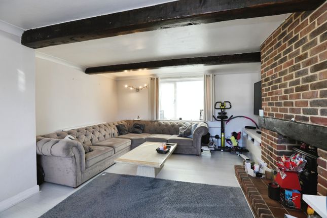 66, Aldervale Cottages, Crowborough photo 2