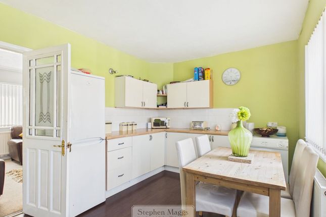 64, Gilda Crescent, Bristol photo 3