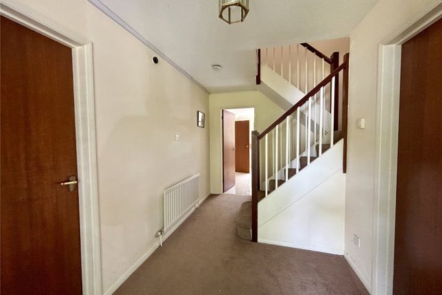 10, Down Lodge Close, Fordingbridge photo 2
