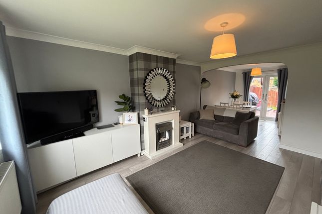 82 Bracadale Road, Glasgow photo 4