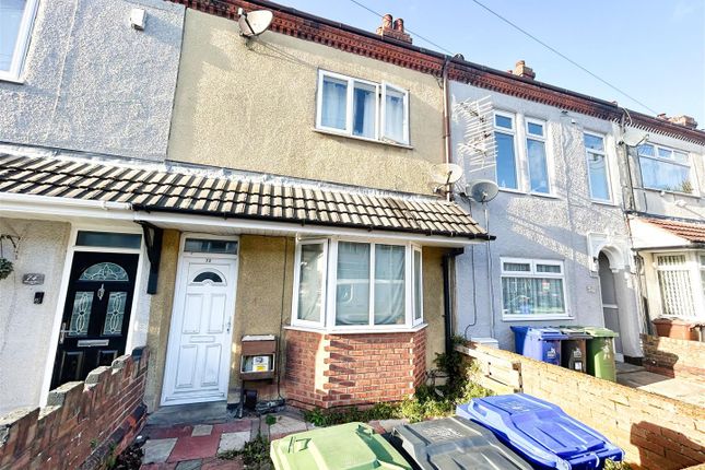 Thumbnail Terraced house for sale in Blundell Avenue, Cleethorpes