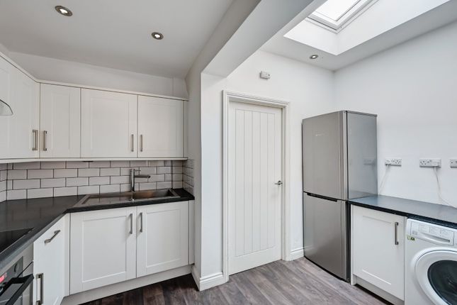 30, Neville Terrace, York photo 4