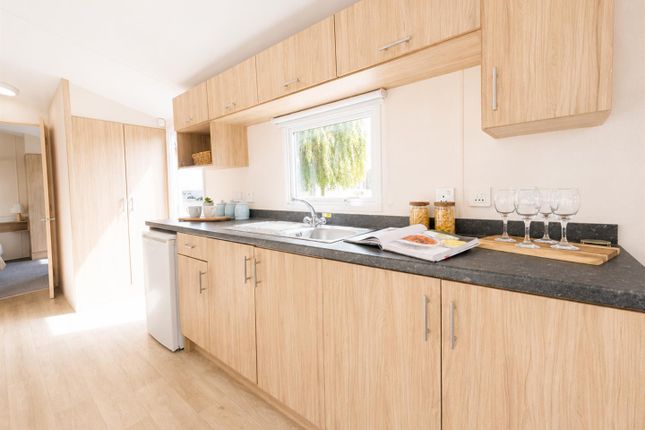 Willerby Salsa, Birchington Vale Holiday Park, Shottendane Road, Birchington photo 4