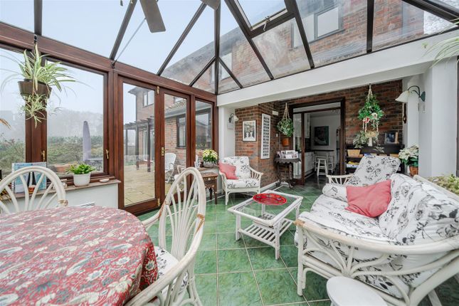 6, Beaconfields, Sevenoaks photo 4