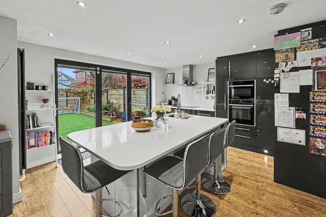 44 Polefield Road, Manchester photo 2