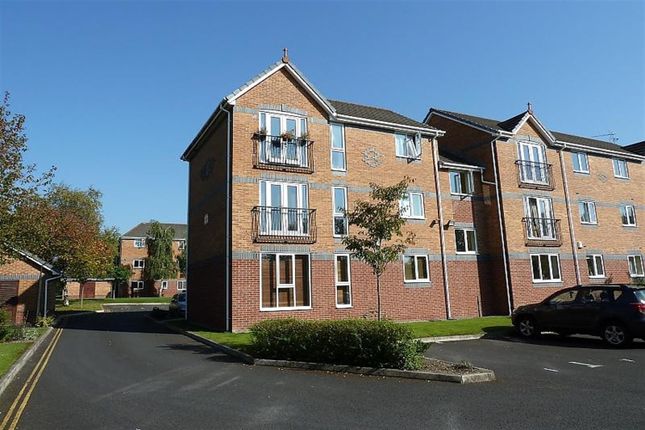Flat to rent in Calderbrook Court, Meadowbrook Way, Cheadle Hulme, Cheadle
