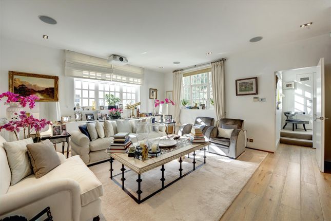 5, Elm Tree Close, St John's Wood photo 3