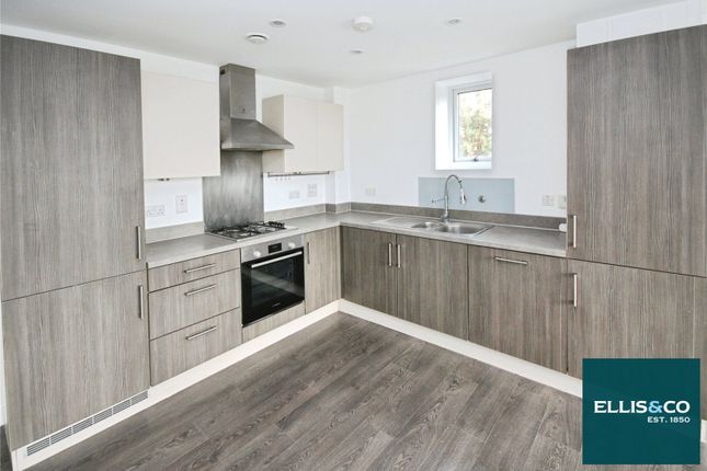 Flat 24,, Baldwin Court, Golders Green photo 3