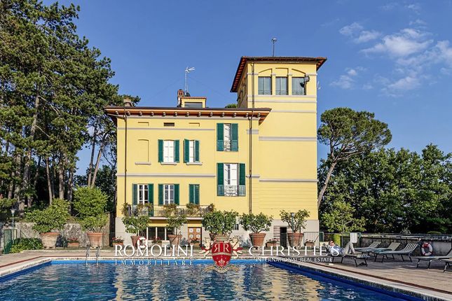 Thumbnail Villa for sale in Arezzo, Patrignone, 52100, Italy