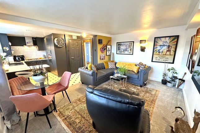 Apartment 9, Dobsons Quay, The Wharf, Newark photo 2