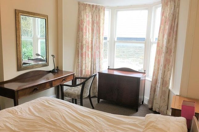 Flat 3, Trefdraeth, North Road, Aberystwyth photo 4