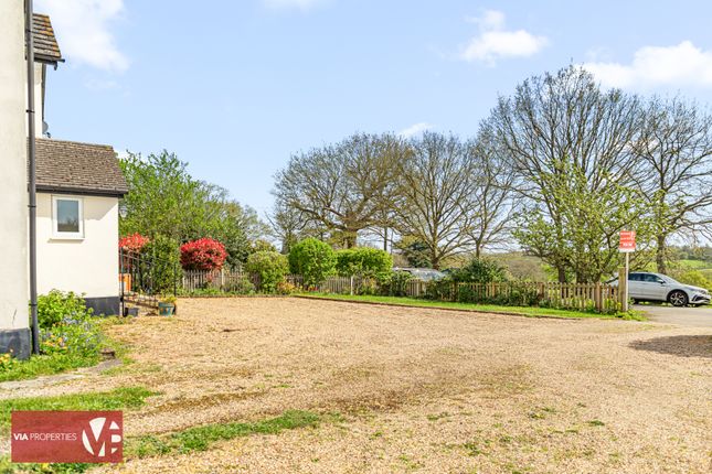 4 Beaumont Villas, Beaumont Road, Broxbourne photo 2