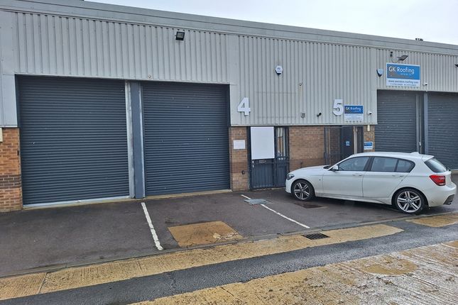 Industrial to let in River Ray Industrial Estate, Barnfield Road, Swindon