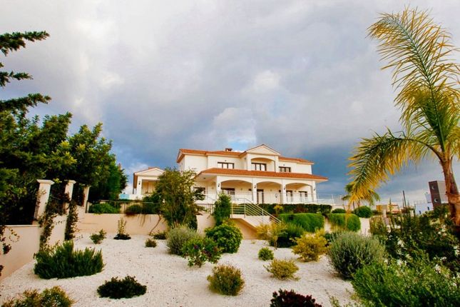 Villa for sale in Empa, Paphos, Cyprus