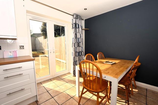 12, Thirlmere Road, Cheltenham photo 3