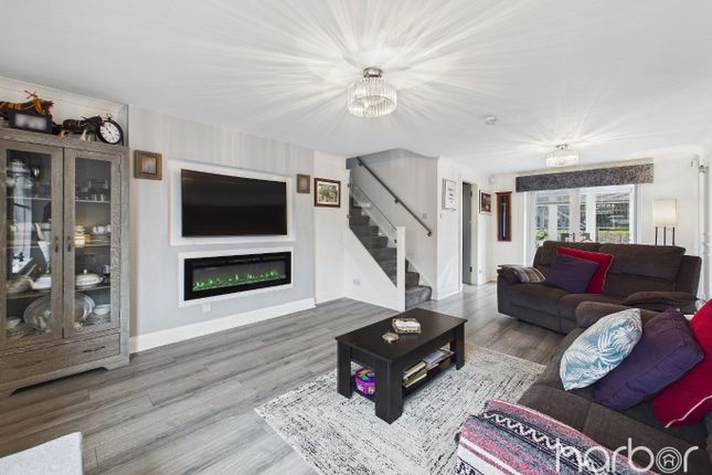 41, Barony Drive, Glasgow photo 2