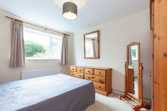 Flat to rent in Farm Close Road, Wheatley, Oxford
