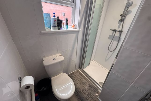 Room 5, 19, Forster Road, Hampshire photo 5