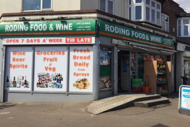 Retail premises to let in Roding Road, Ilford