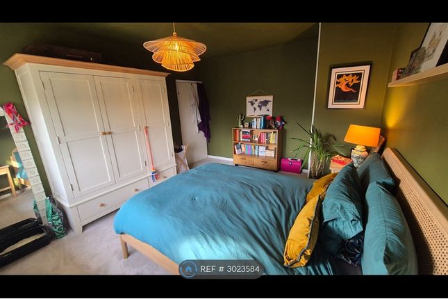 West Green Drive, Stratford-Upon-Avon photo 4