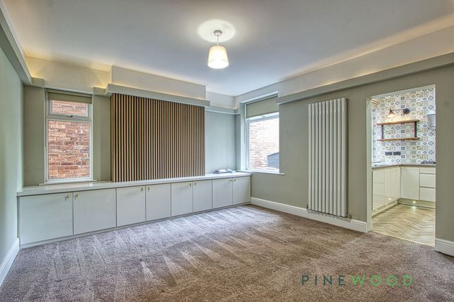 15 Castle Lane, Chesterfield photo 4