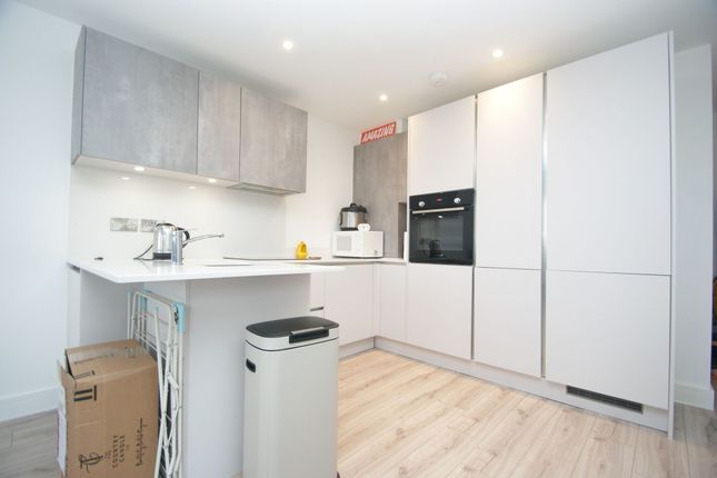 Flat to rent in Charles Court, Margate