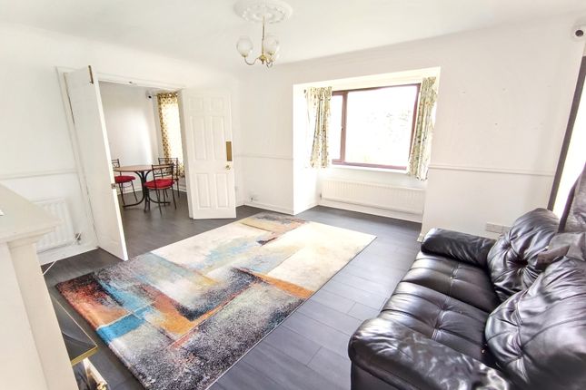 1a, Priorslee Road, Telford photo 5