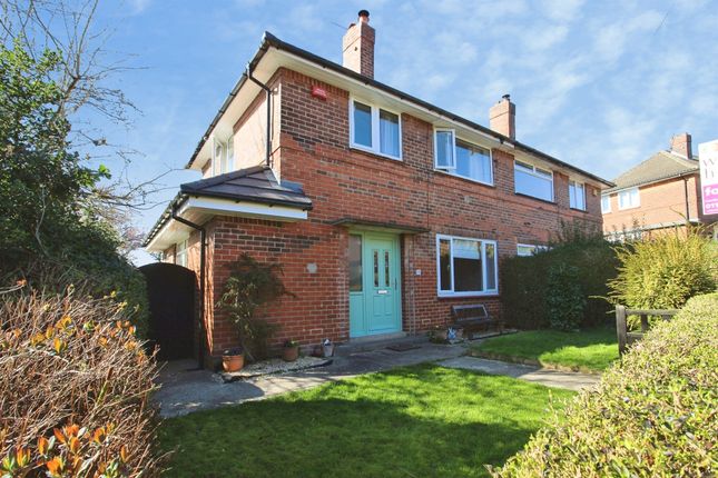 3-bed house on 9, Queenswood Close, Leeds, £290,000