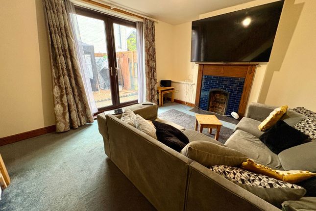 Wycliffe Terrace, LUTTERWORTH photo 2