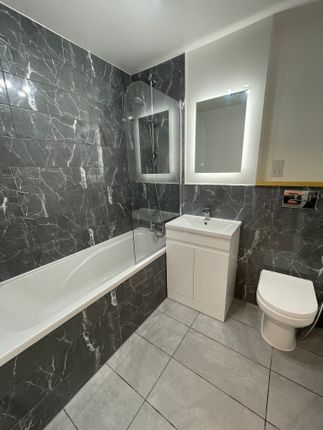 Flat 20 , Silchester Court, Ashford photo 5