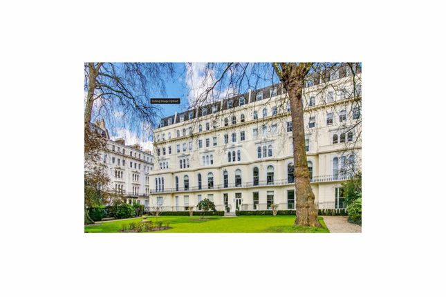 Thumbnail Flat to rent in Kensington Gardens, London