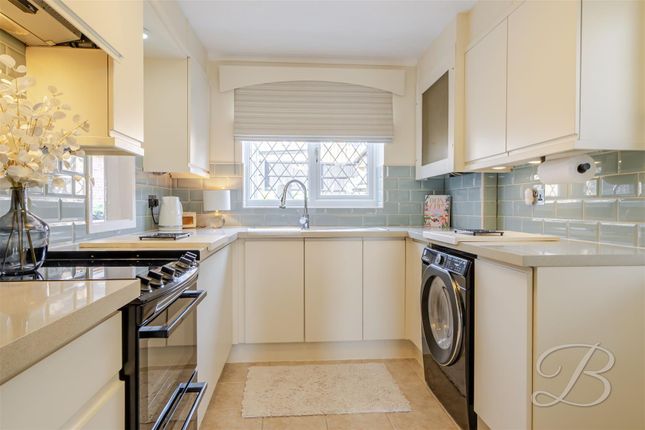14, Darricott Close, Mansfield photo 4