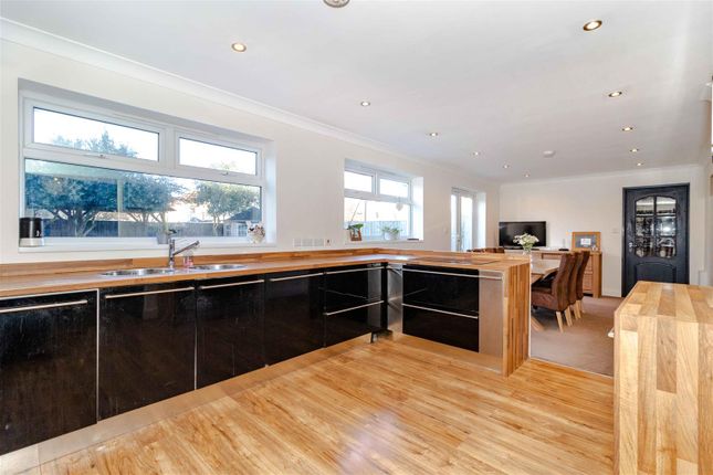 325, Brighton Road, Worthing photo 4