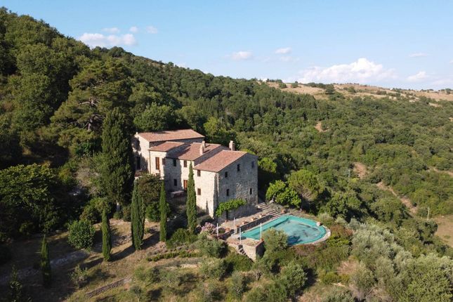 Country house for sale in Vocabolo La Capanna, Lisciano Niccone, Umbria