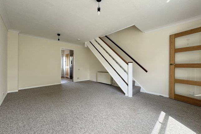6, Alberta Walk, Worthing photo 2