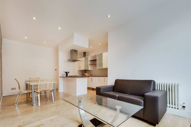 Thumbnail Flat to rent in Thrawl Street, Aldgate, London