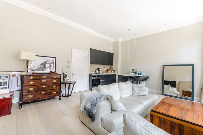 1 bed flat to rent in Rosary Gardens, South Kensington, London SW7