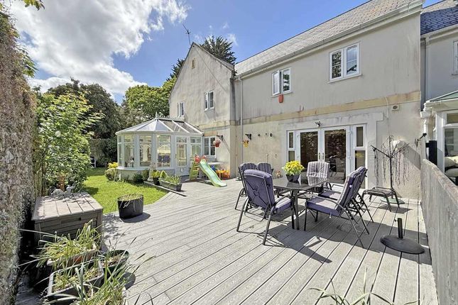 Captains Gardens 7 Front.Jpg