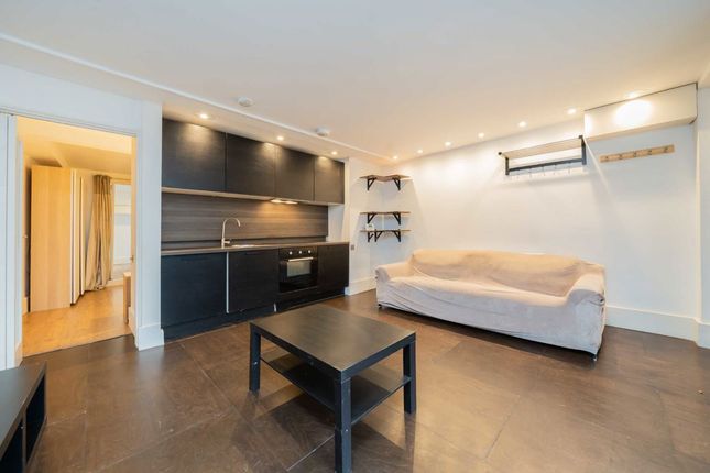 Basement, 39, Cornwall Crescent, London photo 2