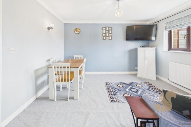 23 Stannard Way, Sudbury photo 4
