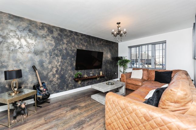 65, Park View, Barnsley photo 3